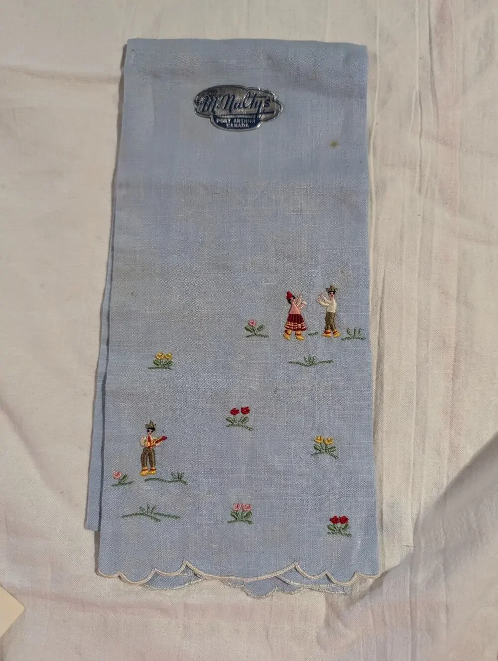 Charming Vintage Madeira Embroidered Linen Towel - Deadstock Gem
